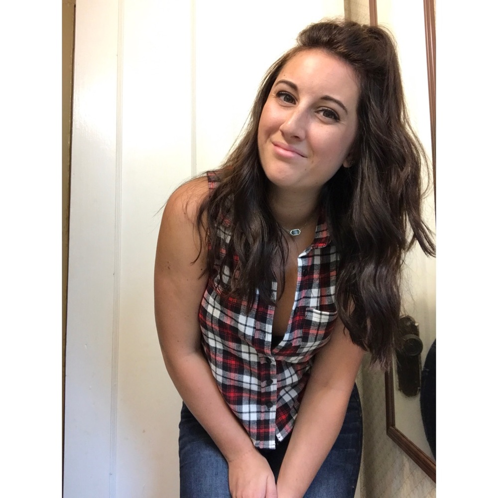 Meet your Posher, Alexandra